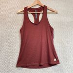 Vuori  Womens Brugundy Racerback Tanktop Activewear Size Small Photo 2