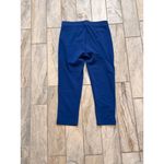 Under Armour  women's small blue/white cropped leggings Photo 2