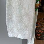 Albert Nipon Elegant Cream Sleeveless Dress with Shimmer Shiny Floral Embossing White Size 8 Photo 2