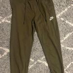 Nike Joggers Photo 0