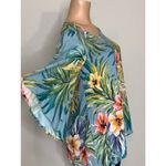 Karen Kane New.  tropical print bell sleeve top. Runs big. 4-8 Photo 2