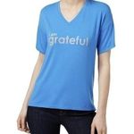 Peace Love World  Mia Grateful Graphic T-Shirt sz S Photo 0