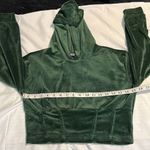 JOLIE & JOY Cropped Hoodie Sweater Womens Velour Green Pullover Long Sleeve SZ L Photo 3