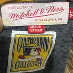 Mitchell & Ness  gray P 3/4  sleeve shirt Photo 1