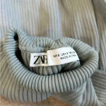 ZARA  ribbed light blue turtleneck tight long sleeve sweater in size small Photo 3