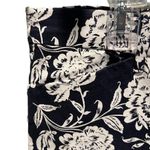 Gap Signature skinny ankle khaki in black and white floral print size 8 Photo 2