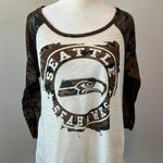 NFL Team Apparel Seattle Seahawks Camo Raglan TShirt Size Small Photo 0