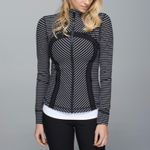 Lululemon Rare Define Jacket Parallel Stripe Black White / Black Size 6 - 2014 Photo 1