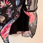 EXPRESS  - Sleeveless Floral Cami Top in Black Multi Photo 1