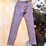 Beyond Yoga Twinkle Leggings In Wild Orchid/Rose Gold Size XS Photo 1