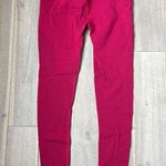 Lululemon  Reveal Tight Interconnect Ruby Red Photo 7