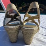 Adrianna Papell NWT Alba Platino Metallic gold and tan wedges / 9.5 / Inc. box Photo 10