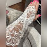 Bridal Wedding Gloves White Size undefined Photo 1