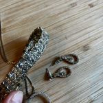 Lot of crystal necklace, earrings, and bracelet Photo 2