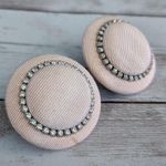 Vintage Clip On Earrings Photo 2