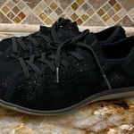 Revere Woman Lyon Leather shoes size 8M Black Photo 1