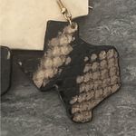 NWT Silver Strike Texas Faux Snake Print Dangle Earrings 3D Belt Co. Black Cream Photo 3