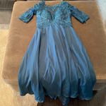 Women’s Green A Photo 10