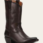 Frye Sacha Pull-On Boot in Chocolate Size US 10 Photo 0