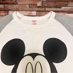 UT Uniqlo Disney Sweatshirt Mickey Mouse M Gray Size M Photo 5