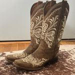 Circle G Brown and Cream Embroidered Cowboy Boots Photo 0
