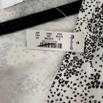 Madewell NWT  Puff-Sleeve V-Neck Midi Dress in Floral  
Size 8 Photo 8