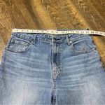 Everlane  Curvy Cheeky Jeans Womens 31 Blue High Rise Distressed Raw Hem Stretch Photo 1