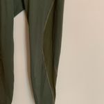 Old Navy  Active Womens Size XS  Elevate Legging Olive Green Go Dry Sheer Detail Photo 1