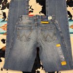 Wrangler  Jeans Willow Ultimate Riding Bootcut Photo 3