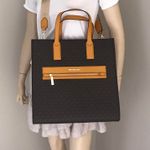 Michael Kors Purse Photo 2