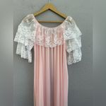 Vintage Miss Elaine Nightgown and Robe Set Size Small Tiered Lace Ruffles 1960's White Photo 12