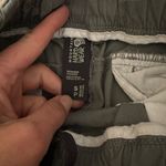 Mountain Hardwear  Gray Cascade Pass Cargo Pants Women’s Small Pull On Jogger Photo 2
