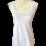 Fabletics -DEMI LOVATO, white top Photo 2