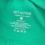 Set Active  Vibrant Green Sports Top Photo 3