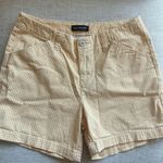 Lee Yellow Geometric Shorts Womens 8 Chino Shorts Printed Mid Rise Photo 0