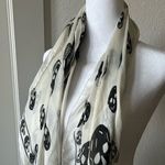 Alexander McQueen  Black and Off White Skull Scarf Photo 7