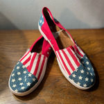 Aloha Island  Red and Blue Star Flats Photo 0