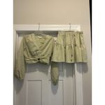 Entro Size Medium Set Women 2 Piece Outfits V Neck Crop Top & Mini Skirt Green Photo 1