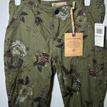 Democracy  Green Floral Utility Pants Size 2 New Photo 2