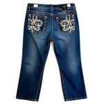 Miss Me capri or cropped jeans Size 30 embellished fleur-de-lis back pockets. Photo 1