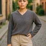 Columbia  Soft Knit Charcoal V-Neck Long Sleeve Sweater ~ Women's Size MEDIUM Photo 0