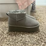 Cushionare Gray Women's Platform Slippers Photo 1