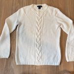 Ann Taylor crème cable knit cotton sweater size medium Has staining from stora Photo 0