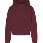 SKIMS Sweat Set Photo 6