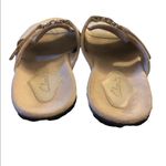 Clarks Cream Leather Classic Summer Slide Sandal W/Chain Detail Size 9M 2” Heel Photo 3