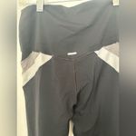 Aerie  black white and gray leggings M Photo 6