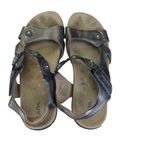 TAOS Eden 2 Pewter Metallic Leather Comfort Sandals Women's US 9 EU 40 Gray Photo 5
