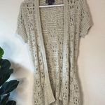 Chelsea & Theodore Cream Open Photo 4