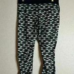 Nike  DRI FIT Women's Black/White Abstract RUN FAST LIVE FEARLESS Crop Leggings M Photo 1