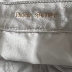 American Eagle  Super Stretch Mom Short 6 Women’s White 5679 Photo 3